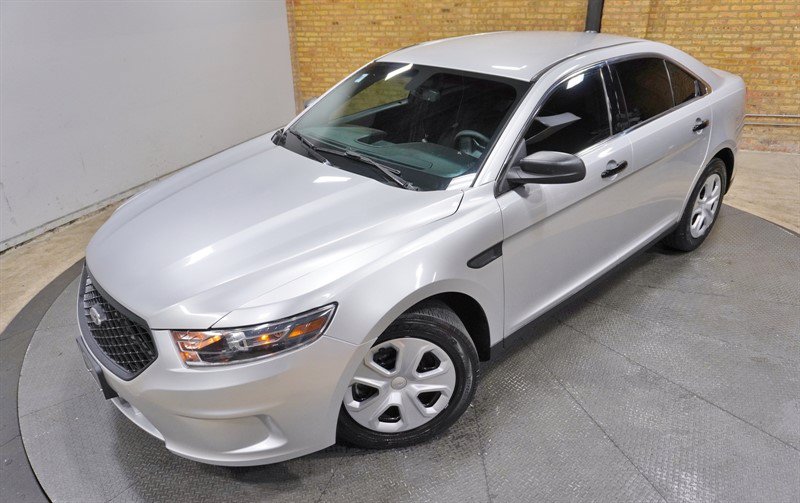 Used 2018 Ford Taurus Police Interceptor FWD image 2