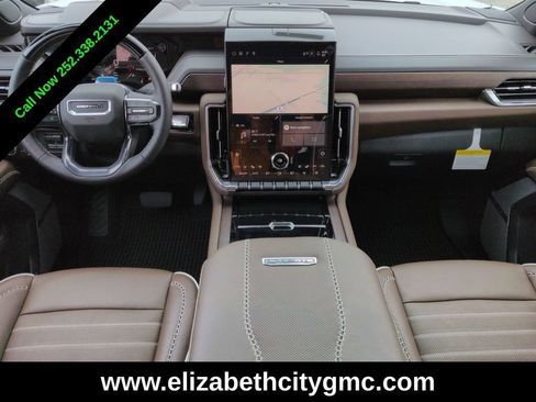 New 2026 GMC Yukon Denali Ultimate AWD/4WD image 18