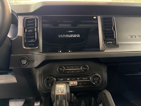 New 2026 Ford Bronco Badlands image 21