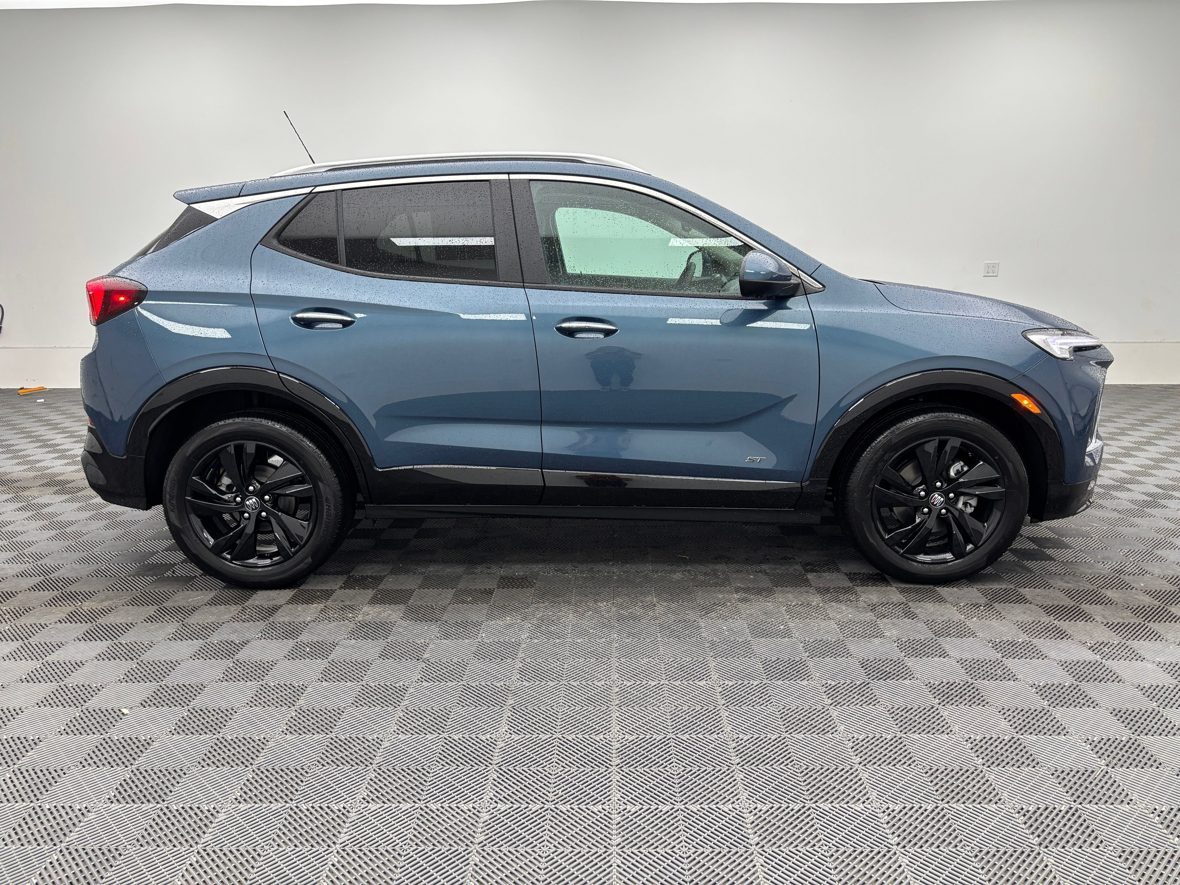 New 2026 Buick Encore GX Sport Touring w/ Advanced Technology Package FWD image 6