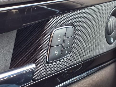 Certified 2022 Lincoln Nautilus Reserve w/ Luxury Package image 18