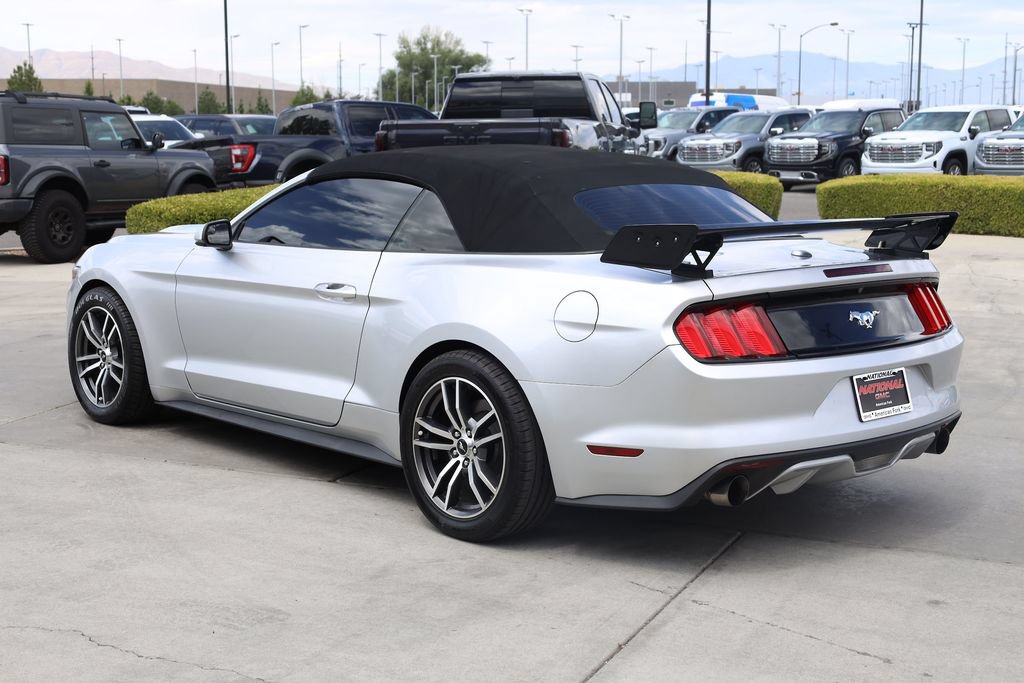 Used 2017 Ford Mustang Premium RWD image 4