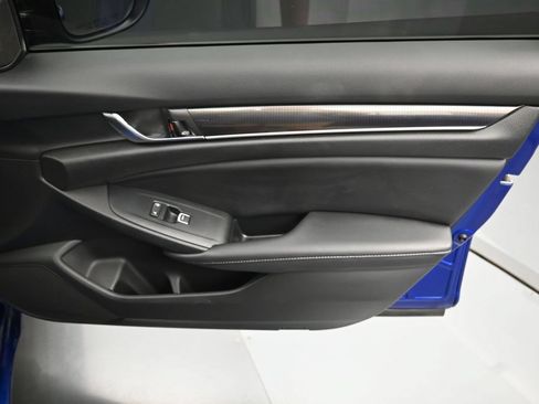 Used 2022 Honda Accord Sport image 35