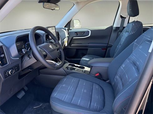 Used 2024 Ford Bronco Sport Heritage w/ Heritage Convenience Package image 32