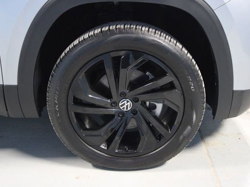 Used 2022 Volkswagen Atlas SE AWD/4WD image 34