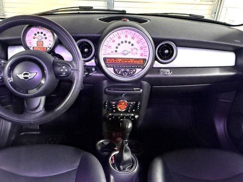 Used 2013 MINI Cooper Hardtop image 11