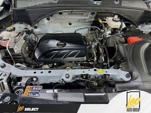 Used 2025 Chevrolet TrailBlazer RS w/ Convenience Package AWD/4WD image 33