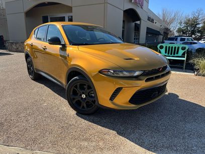 Used 2024 Dodge Hornet GT w/ GT Blacktop Package