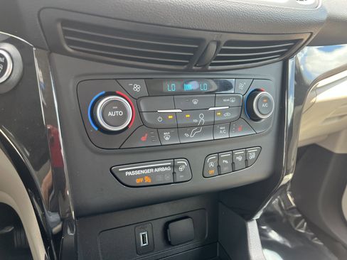 Used 2019 Ford Escape Titanium FWD image 28