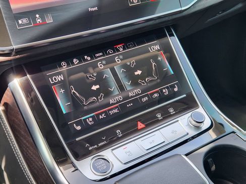 Certified 2023 Audi Q8 Prestige AWD/4WD image 22
