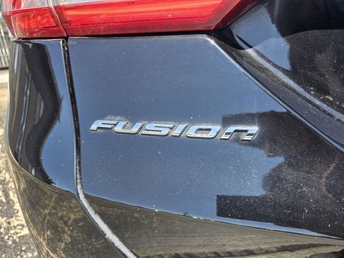 Used 2018 Ford Fusion S FWD image 45