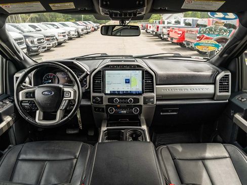 Certified 2022 Ford F250 Lariat w/ Chrome Package AWD/4WD image 20