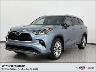 Used 2024 Toyota Highlander FWD
