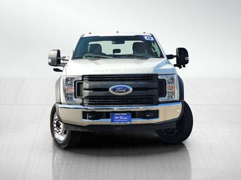 Certified 2019 Ford F550 XLT image 2