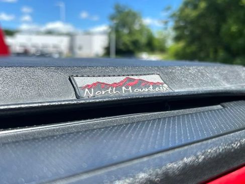 Used 2019 Toyota Tacoma SR5 AWD/4WD image 18