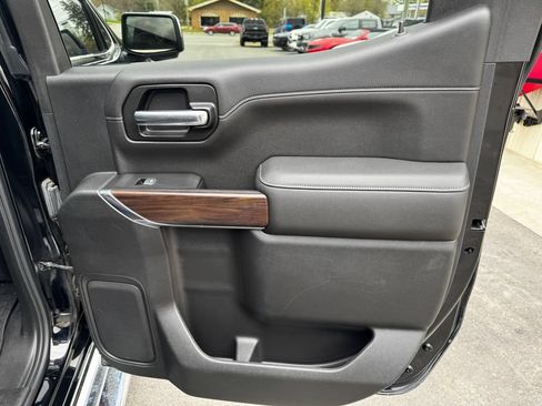 Used 2019 GMC Sierra 1500 SLT w/ SLT Premium Plus Package AWD/4WD image 31