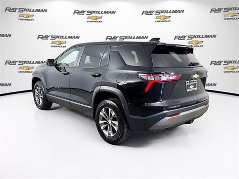 Used 2025 Chevrolet Equinox LT image 5