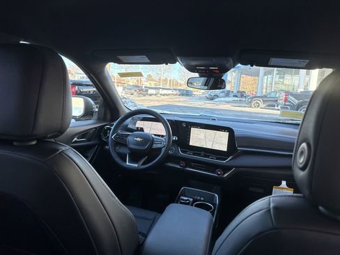 Used 2026 Chevrolet Equinox LT w/ Convenience Package II image 30