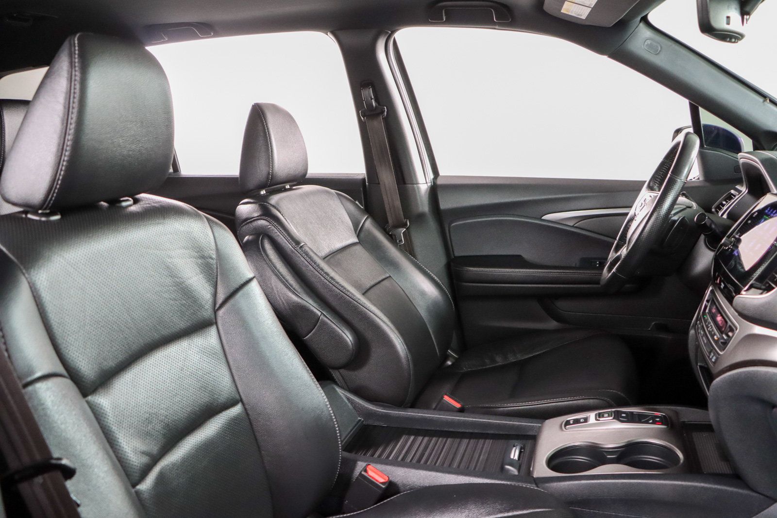Used 2023 Honda Passport EX-L image 27