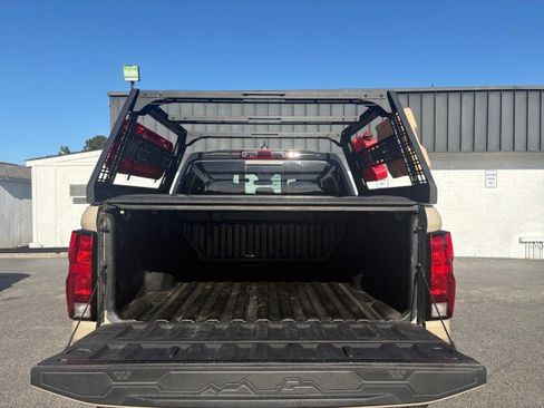 Used 2023 Chevrolet Colorado Trail Boss w/ Technology Package AWD/4WD image 14