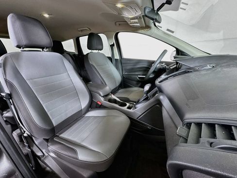 Used 2016 Ford Escape SE w/ Equipment Group 201A AWD/4WD image 26