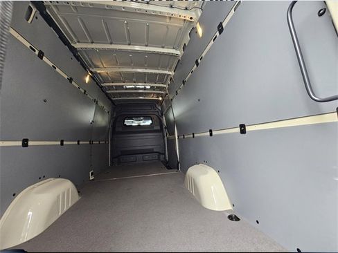 New 2025 Mercedes-Benz Sprinter 2500 image 18