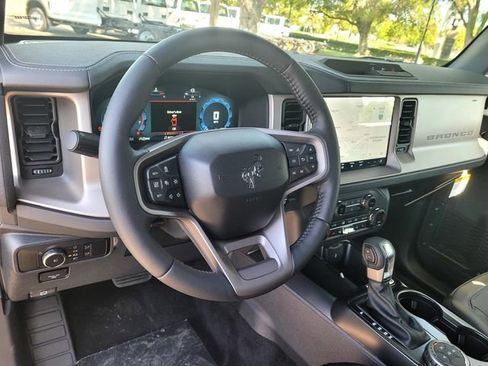 New 2026 Ford Bronco Outer Banks AWD/4WD image 6