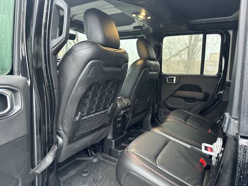 Used 2021 Jeep Wrangler Unlimited Rubicon image 12