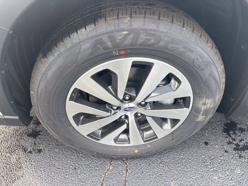 New 2025 Subaru Outback Premium image 3