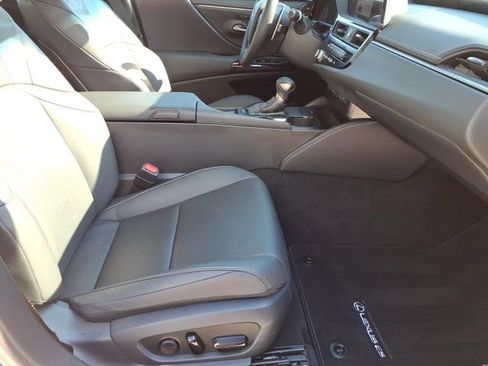 Certified 2023 Lexus ES 350 w/ Premium Package image 8