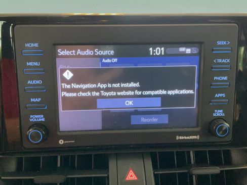 Used 2020 Toyota RAV4 XLE FWD image 17