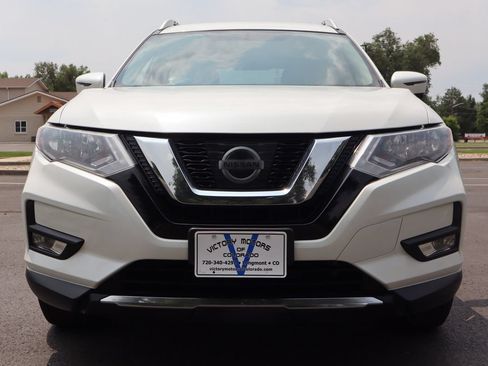 Used 2017 Nissan Rogue SV w/ SV Premium Package AWD/4WD image 13
