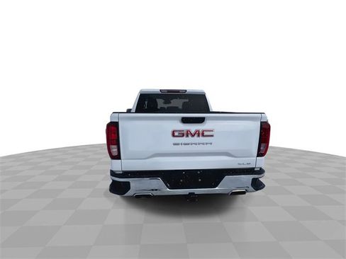 Used 2024 GMC Sierra 1500 SLE image 7