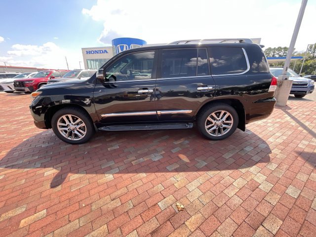Used 2015 Lexus LX 570 4WD image 32