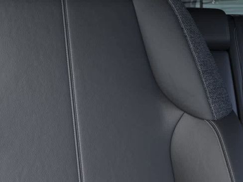 New 2026 Cadillac Optiq Luxury 1 image 21