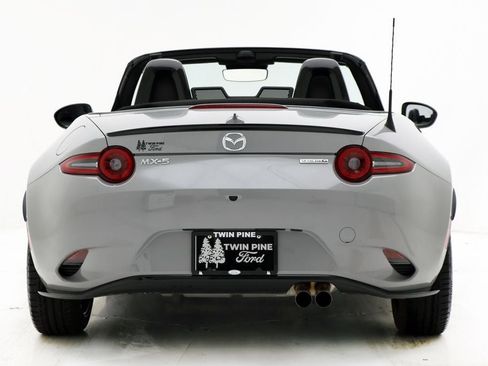 Used 2024 MAZDA MX-5 Miata Club w/ Brembo/BBS Recaro Package image 12