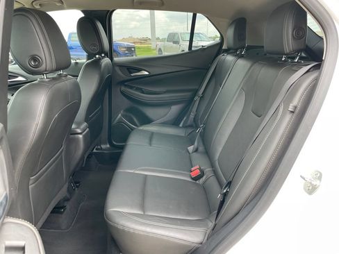 Used 2024 Buick Encore GX Sport Touring FWD image 8