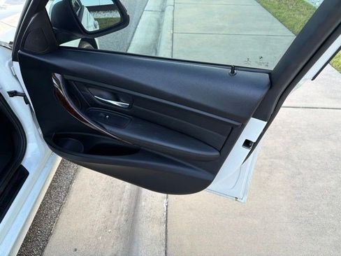 Used 2015 BMW 328i xDrive Sedan AWD/4WD image 22
