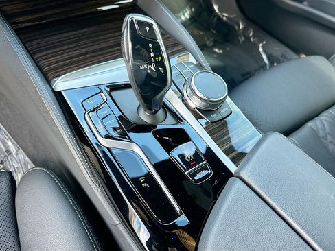 Used 2023 BMW 540i w/ M Sport Package image 17