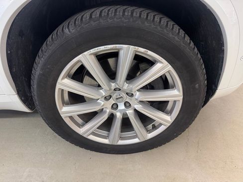 Used 2016 Volvo XC90 T8 Inscription w/ Vision Package image 30