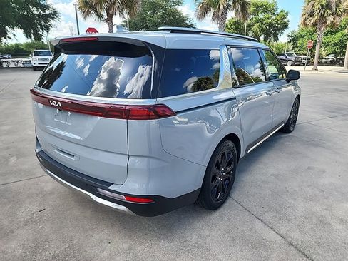 Used 2024 Kia Carnival SX image 5