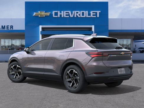 New 2026 Chevrolet Equinox EV LT image 27