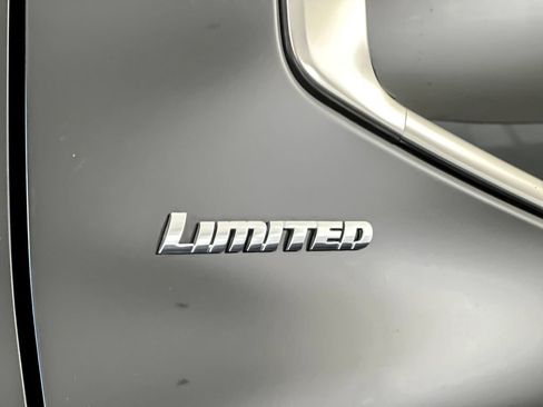 Used 2023 Toyota Tundra Limited AWD/4WD image 24