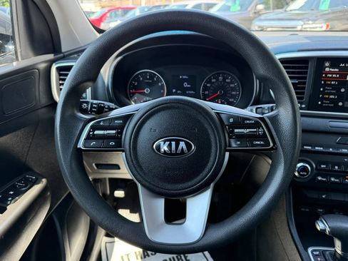 Used 2022 Kia Sportage LX w/ LX AWD Value Edition Package image 28