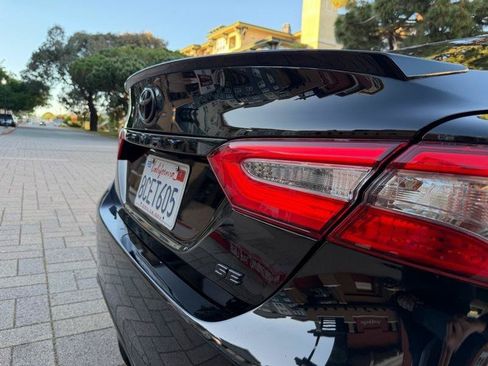 Used 2018 Toyota Camry SE FWD image 79
