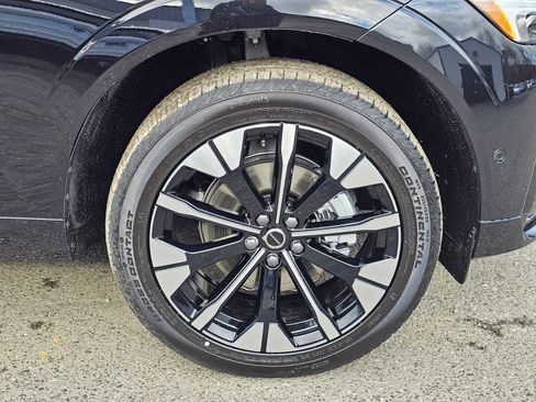 New 2026 Volvo XC60 B5 Plus w/ Protection Package Premier image 9