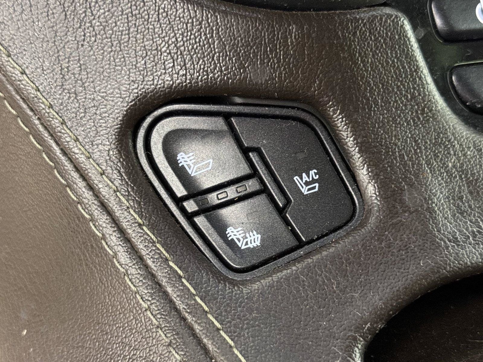Used 2015 Chevrolet Tahoe LTZ RWD image 33
