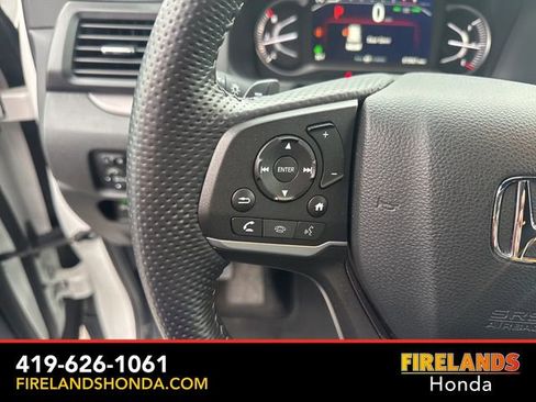 Used 2025 Honda Passport EX-L image 19