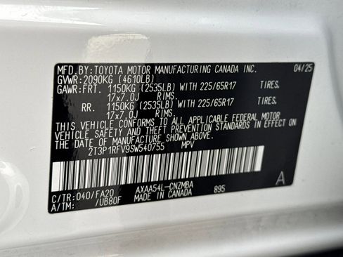 Used 2025 Toyota RAV4 XLE image 24