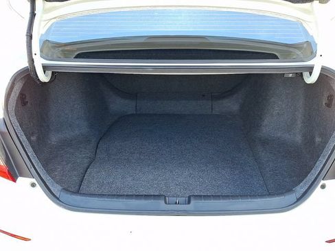 Used 2019 Honda Accord LX image 21
